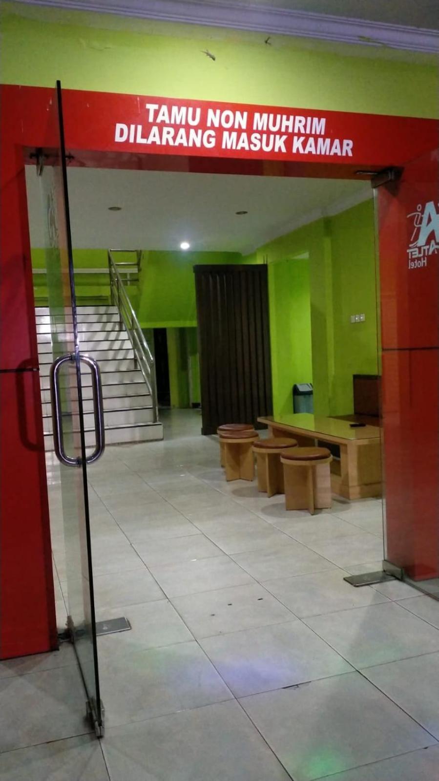 Hotel Grand Atlet Bengkulu Luaran gambar